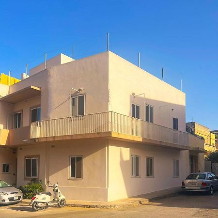 Smart Hostel Birkirkara Zewnętrze zdjęcie